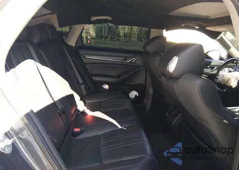 2022 Honda Accord Touring z USA, uszkodzony, nr VIN 1HGCV2F93NA006362